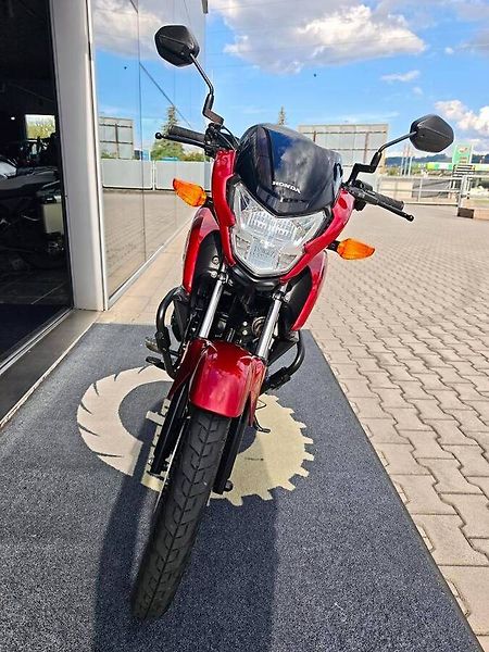 Honda CBF 125 (2023) - fotka 9 z 18