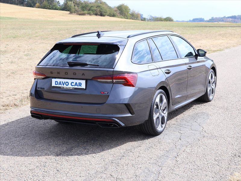 Škoda Octavia 2,0 TSI DSG RS DPH 1.maj CZ - fotka 7 z 31