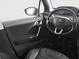 Peugeot 2008 (2018) Allure 1.2 PureTech - náhled 7