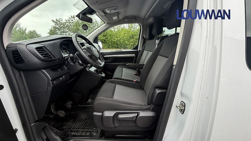 Toyota ProAce 2.0D 6M L2 CREW CAB - fotka 11 z 19