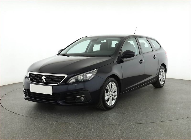 Peugeot 308 (2020) Active 1.5 BlueHDi, ČR,1.maj - fotka 2 z 17