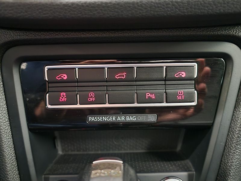 Volkswagen Sharan (2020) 130kW 4M GT DSG 2020 | Záruka - fotka 53 z 73