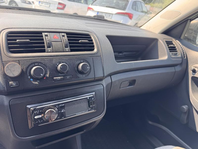 Škoda Fabia II 1.2 12V kombi,2010,STK 6/28 - fotka 11 z 16