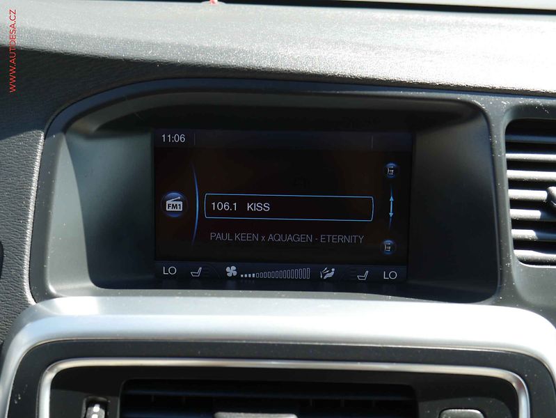 Volvo S60 (2011) 2.0T, ČR, Kůže, výhřev sed. - fotka 17 z 20