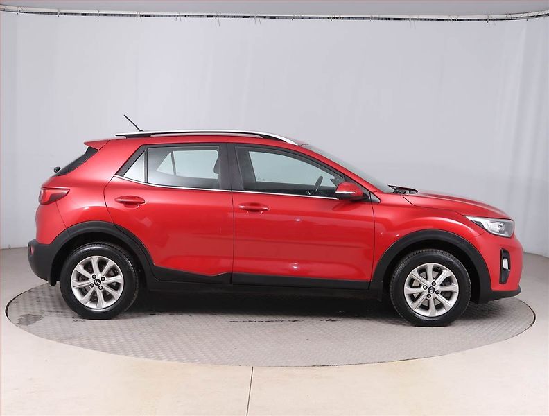 Kia Stonic (2018) 1.25 CVVT, ČR,1.maj - fotka 6 z 18