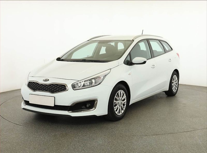 Kia Ceed (2017) 1.4 CVVT, Serv.kniha, Tempomat - fotka 2 z 17