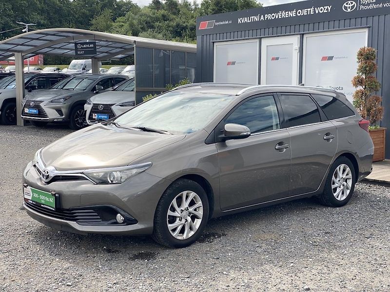 Toyota Auris 1.6i, ČR, Active, záruka - fotka 4 z 19