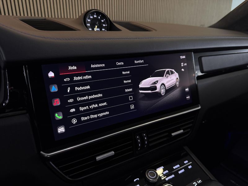 Porsche Cayenne Turbo GT PCCB Burmester Záruka - fotka 35 z 44