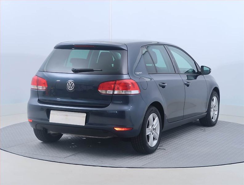 Volkswagen Golf (2010) 1.2 TSI, Tempomat - fotka 5 z 14