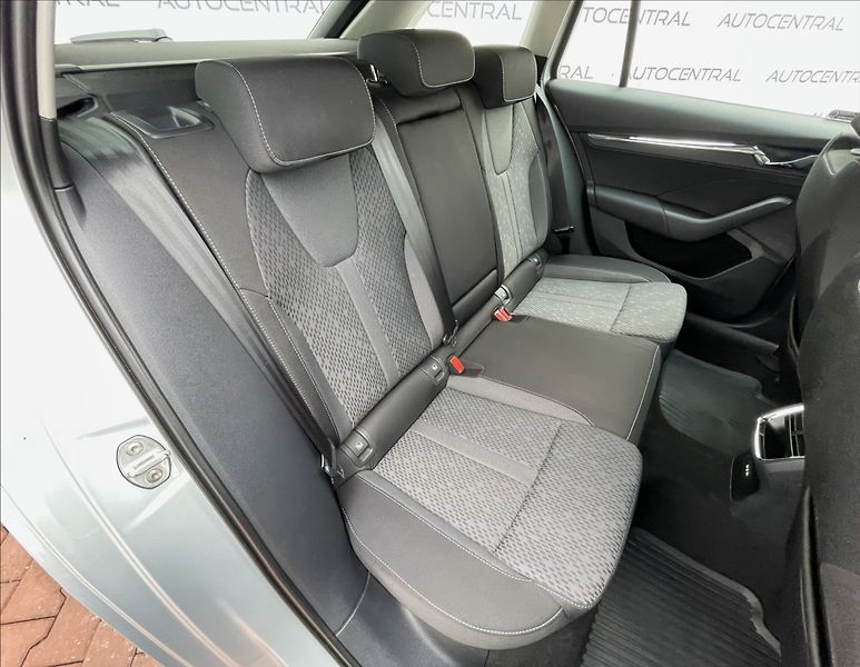 Škoda Octavia 1,5 TSi G-tec,DSG,STYLE - fotka 25 z 26