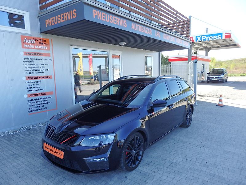 Škoda Octavia 2.0 TDI RS 135 kW NAVIGACE - fotka 2 z 22