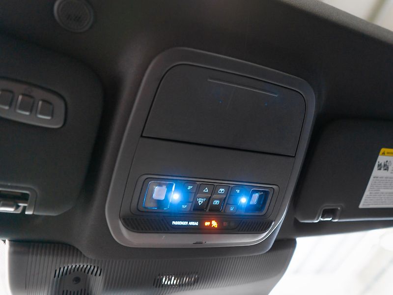 Ford Explorer (2026) 3.0 ST 4WD 21Alu, B&O 980W - fotka 34 z 45