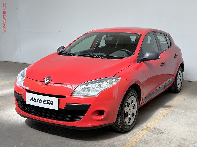 Renault Mégane (2011) 1.6 16V, Authentique, AC - fotka 3 z 13