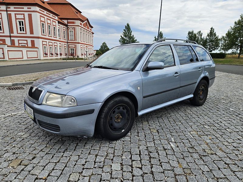 Škoda Octavia (2004) 2L BENZIN, SPLÁTKY  - fotka 1 z 22