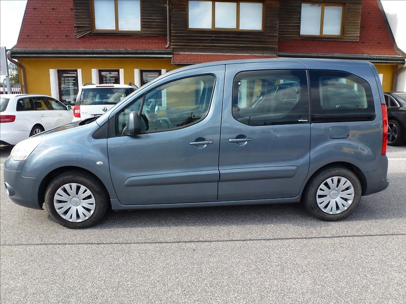 Citroën Berlingo 1,6 HDi  Multispace - fotka 12 z 44