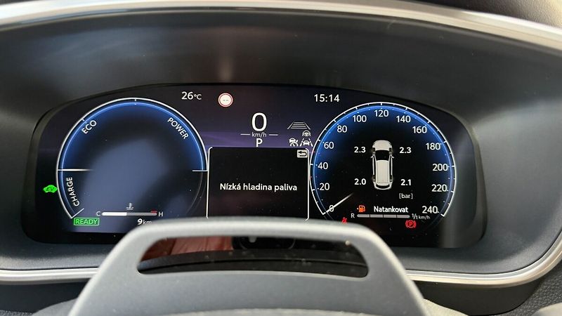 Toyota Corolla TS 1.8. Hybrid Style - zimní s - fotka 7 z 24