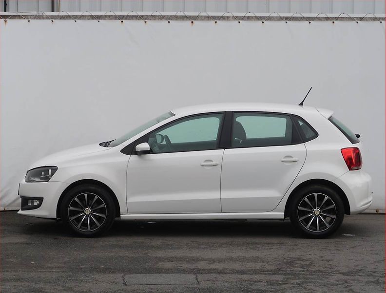Volkswagen Polo (2011) 1.2 12V, Tempomat - fotka 3 z 17