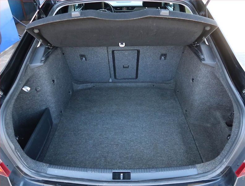 Škoda Octavia (2013) 1.4 TSI, Xenony, Tempomat - fotka 13 z 18