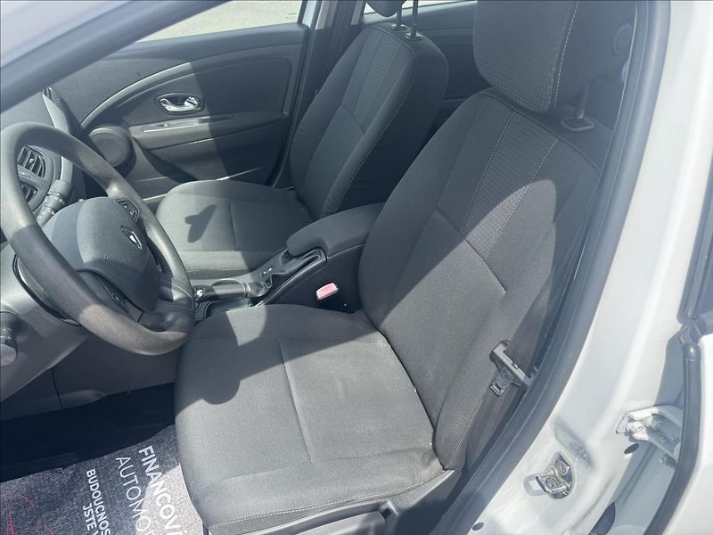 Renault Fluence 1,5 dci,Klima - fotka 10 z 16