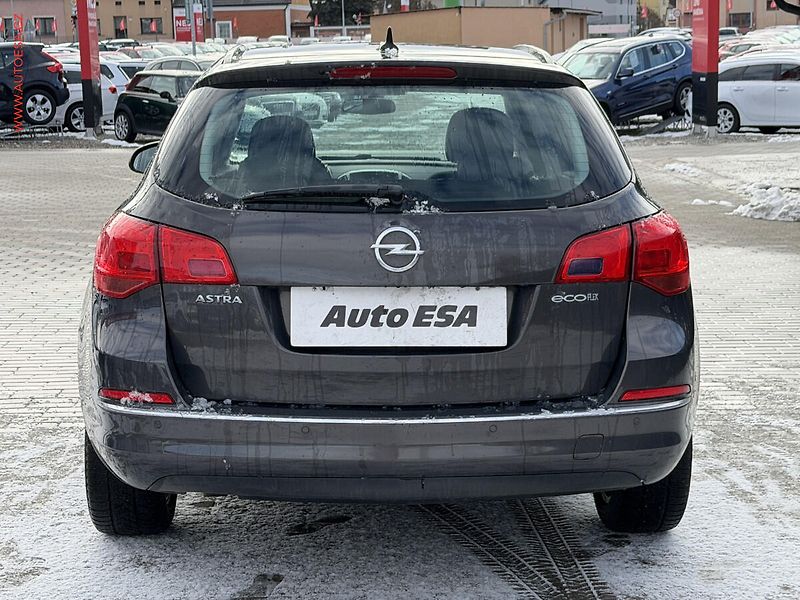 Opel Astra (2016) 1.6CDTi, AC, tempo - fotka 5 z 18