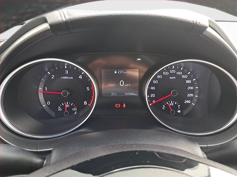Kia Ceed (2021) 1.6 CRDi MHEV, Serv.kniha - fotka 11 z 17