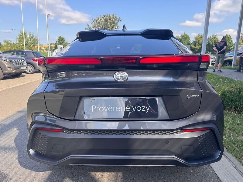 Toyota C-HR 1.8 Style - fotka 7 z 13