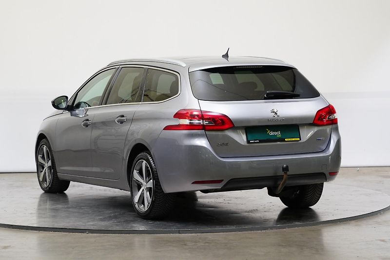 Peugeot 308 - fotka 7 z 24