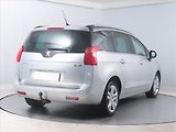Peugeot 5008 (2011) 1.6 HDi, Navi, Tempomat - náhled 4