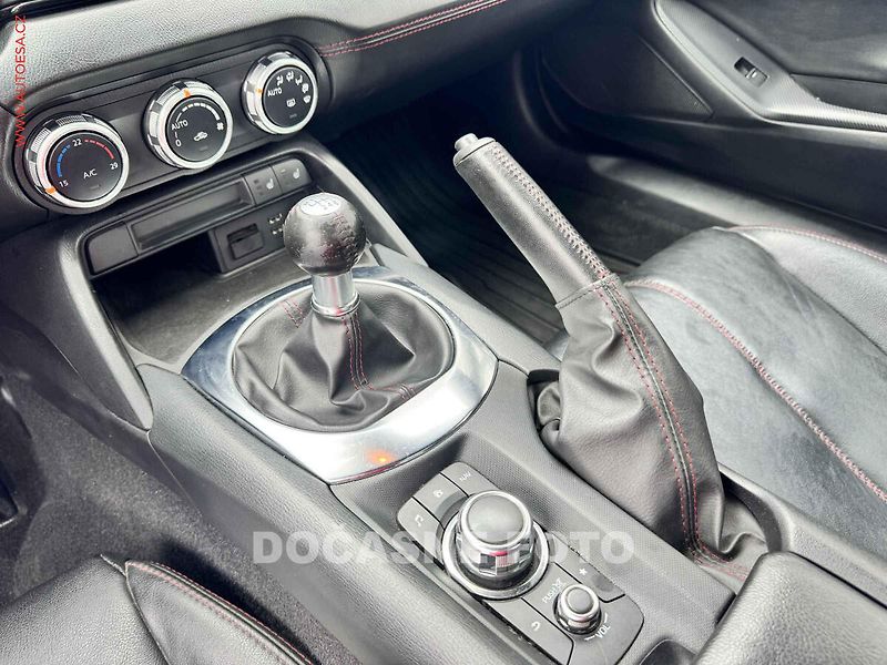 Mazda MX-5 (2015) 2.0i, Navi, LED, kůže - fotka 11 z 12