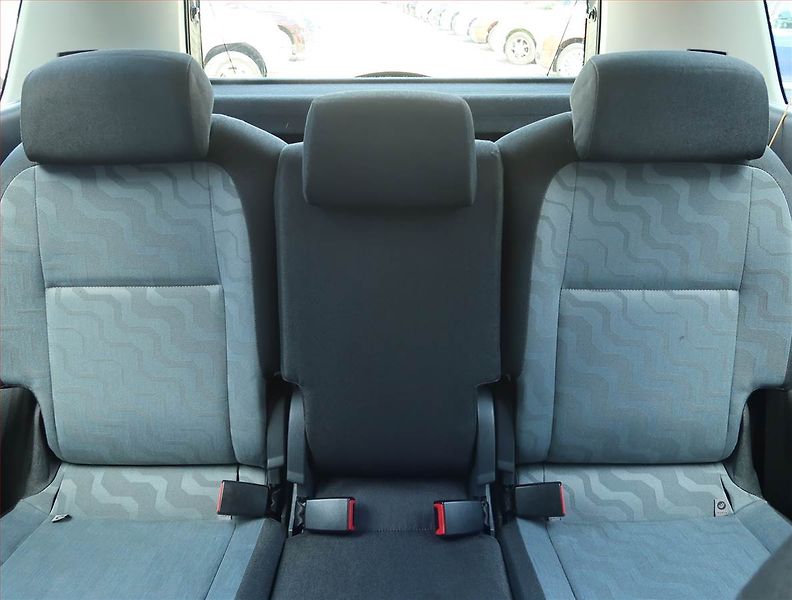 Škoda Roomster (2008) Ambition 1.2 12V, Serv.kniha - fotka 10 z 15