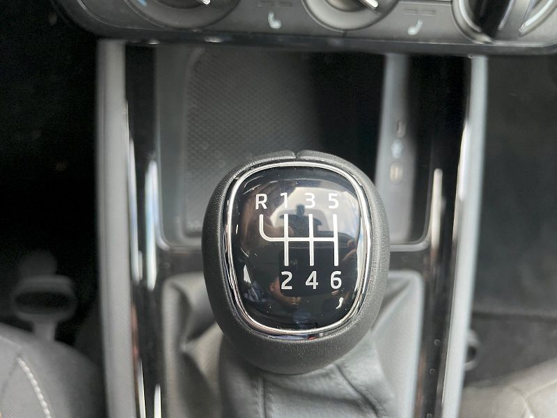 Škoda Scala (2025) SELEC TSI 85/1.0 M6F - fotka 19 z 38