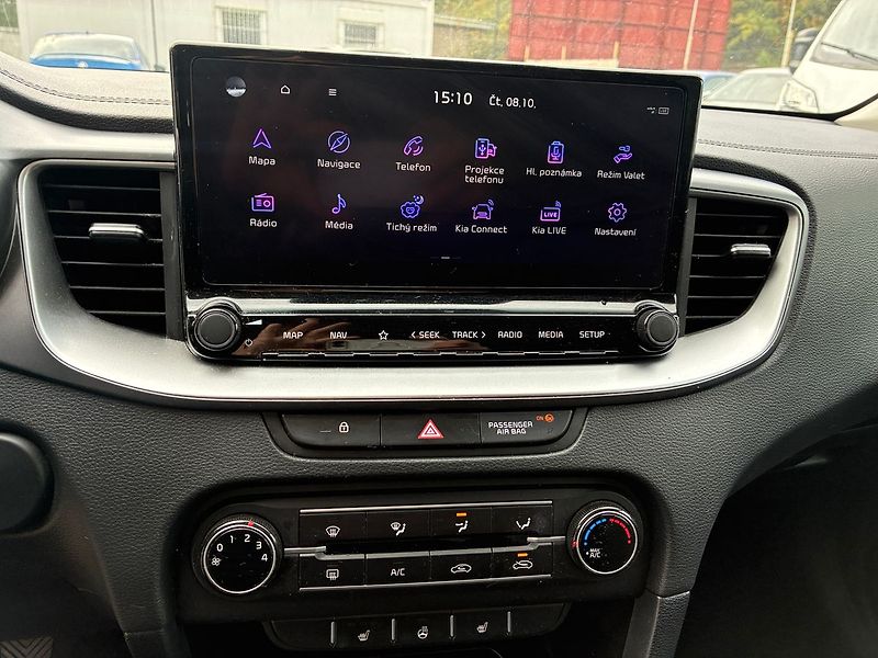 Kia Ceed 1.0 T-GDi Spin ČR DPH - fotka 13 z 22
