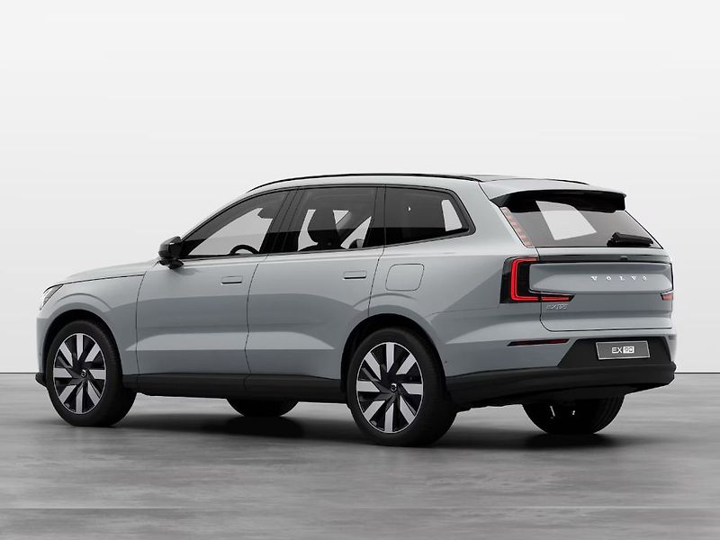 Volvo EX90 CORE Single Motor RWD 205kW - fotka 5 z 13