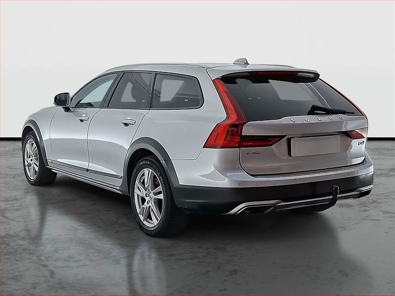 Volvo V90 (2017) Cross Country - fotka 4 z 23