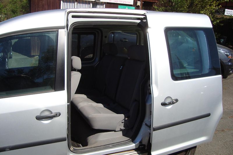 Volkswagen Caddy (2006) LIFE 1.9 TDi, STK+ME 5/2027 - fotka 25 z 52