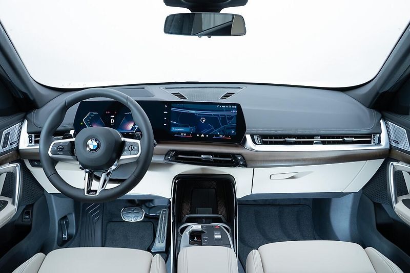 BMW X1 xDrive23d - fotka 8 z 13