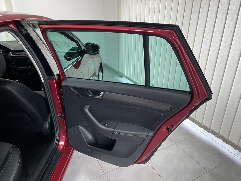Škoda Rapid 1.0 TSi Spaceback REZERVACE  - fotka 15 z 27