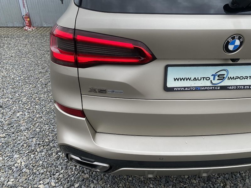 BMW X5 M50XD 4x4 400PS CZ DPH FULL 1A - fotka 41 z 171