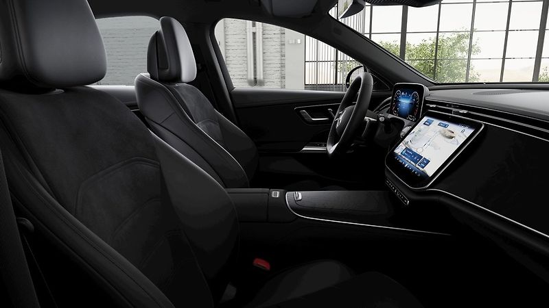 Mercedes-Benz Třídy E (2026) 300 de 4MATIC s EQ Linie AMG - fotka 9 z 11