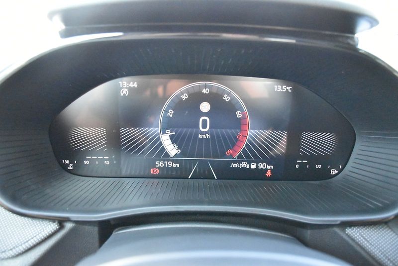 Škoda Fabia (2025) Selection 1.0 MPI 59kW - fotka 16 z 30