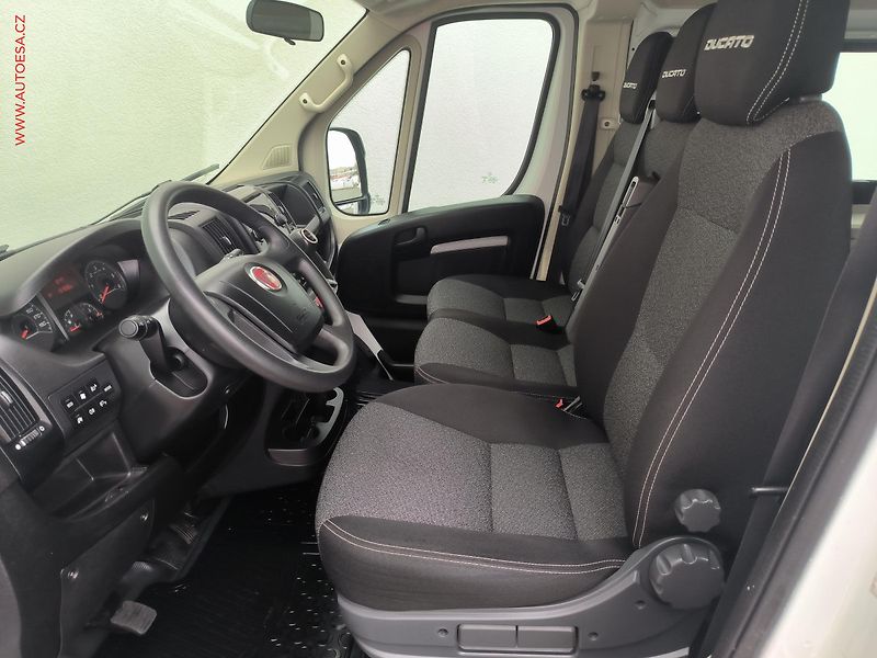 Fiat Ducato (2019) 2.3MJT L2H2 9míst, AC, 103kW - fotka 12 z 21