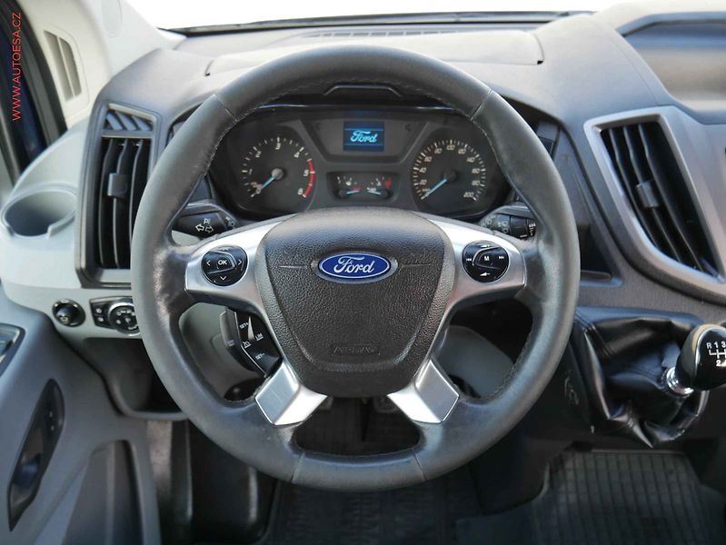 Ford Transit (2015) 2.2TDCi 4x4 L3H2 7míst, 2 - fotka 14 z 21