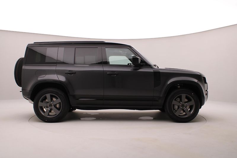 Land Rover Defender (2026) 110 D350 X-Dynamic HSE - fotka 13 z 60