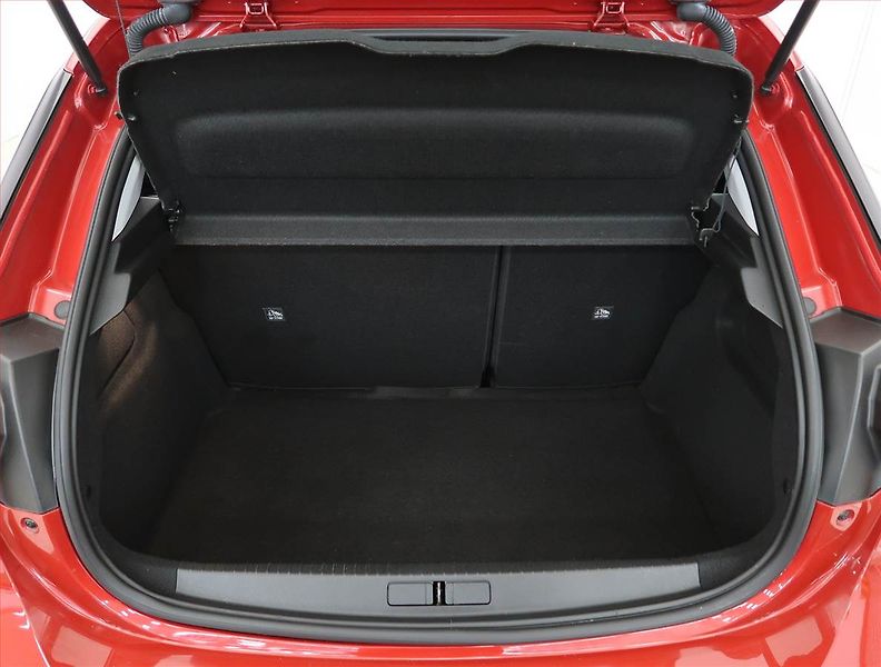 Opel Corsa (2023) 50 kWh, SoH 95%, Automat - fotka 14 z 20