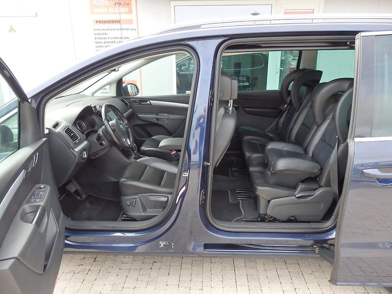 Volkswagen Sharan 2.0 TDI 130 kW - fotka 8 z 39