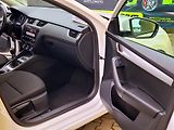 Škoda Octavia 1,6TDi SERV.KNÍŽKA,CEBIA 4x4 - náhled 24