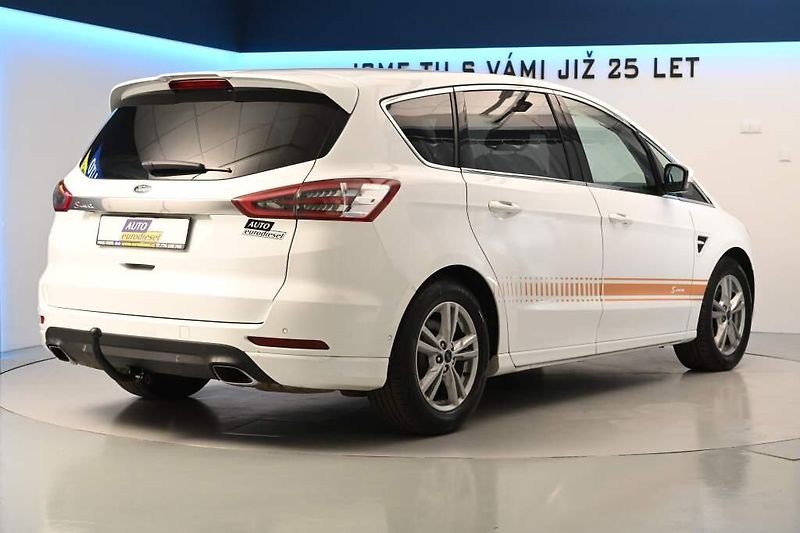 Ford S-MAX (2016) 2.0 132 KW Titanium LED Tažné - fotka 5 z 31