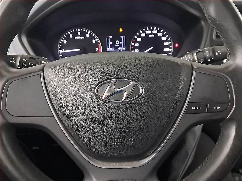 Hyundai i20 (2017) 1.2, Serv.kniha, Park. senzory - fotka 15 z 15