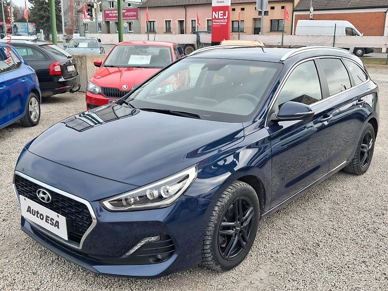 Hyundai i30 (2020) 1.6CRDi, ČR, LED, navi - fotka 3 z 23
