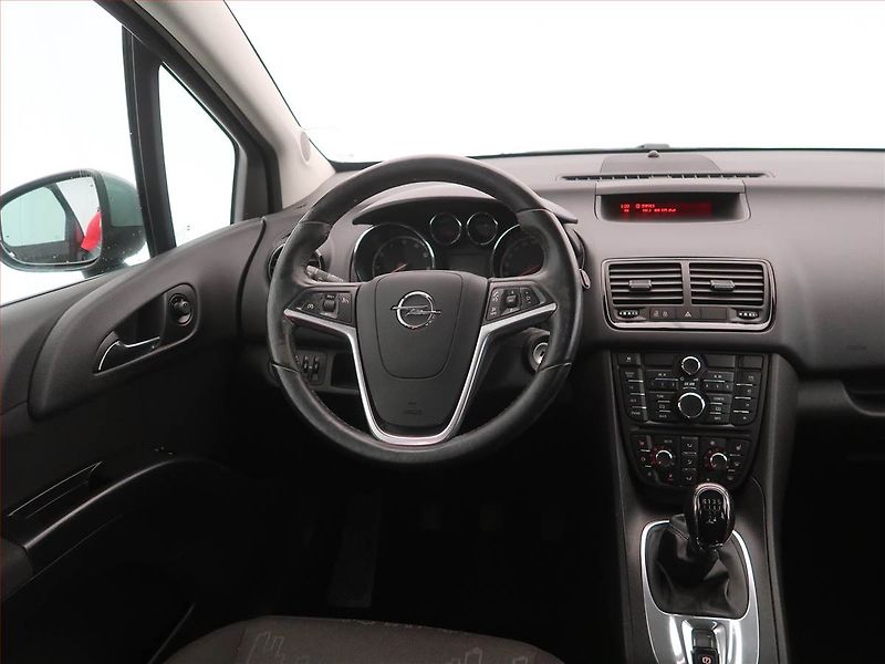 Opel Meriva (2010) 1.4 Turbo, ČR,1.maj - fotka 7 z 15